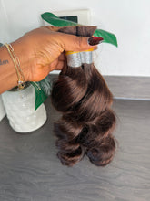 Load image into Gallery viewer, Virgin Brazilian bulk hair. (4/30mix)